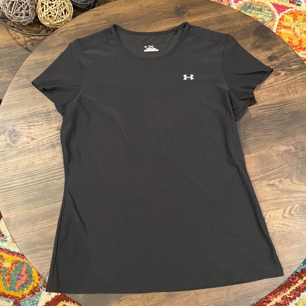 UNDER ARMOUR Shirt